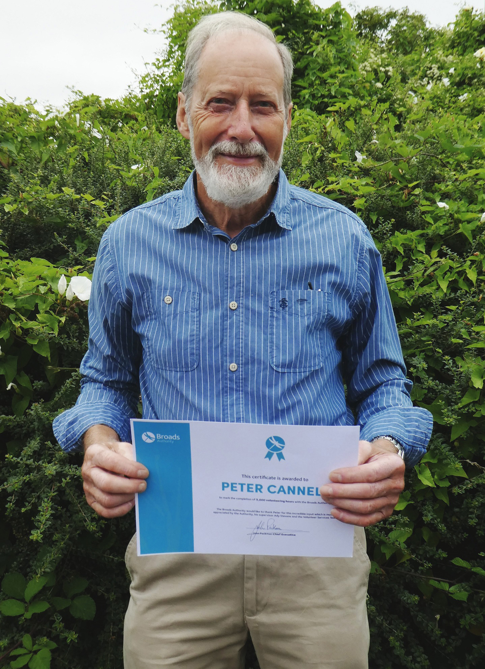 Volunteer Peter Cannell awarded for 5000 hours