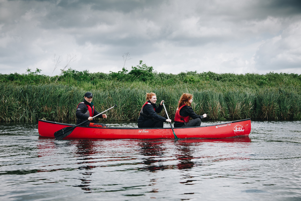 Paddling on the waveney by Tom Barrett