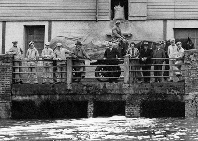 Ellingham Mill and staff 1935