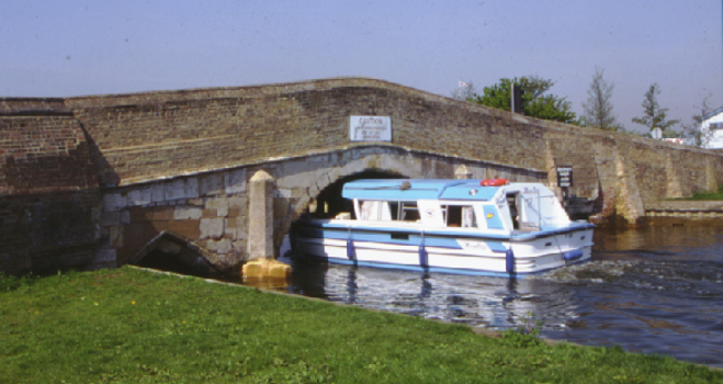 Potter Heigham Bridge. Hire boats must use the bridge pilot.