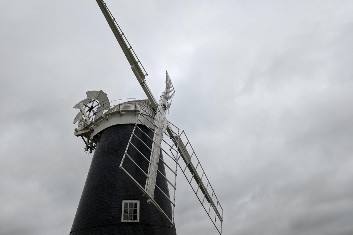 Muttons mill restored with four sails.jpg