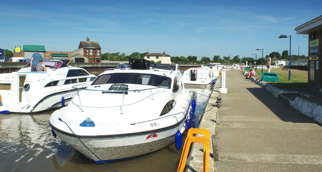 great yarmouth yacht station mooring